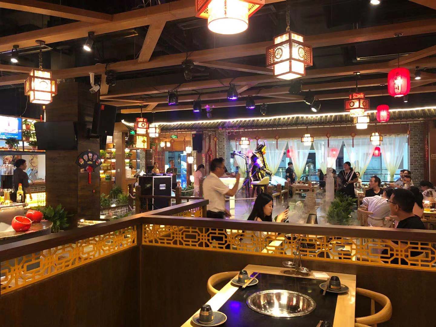 佬家胡同老北京銅鍋店面舞臺(tái)音響燈光項(xiàng)目